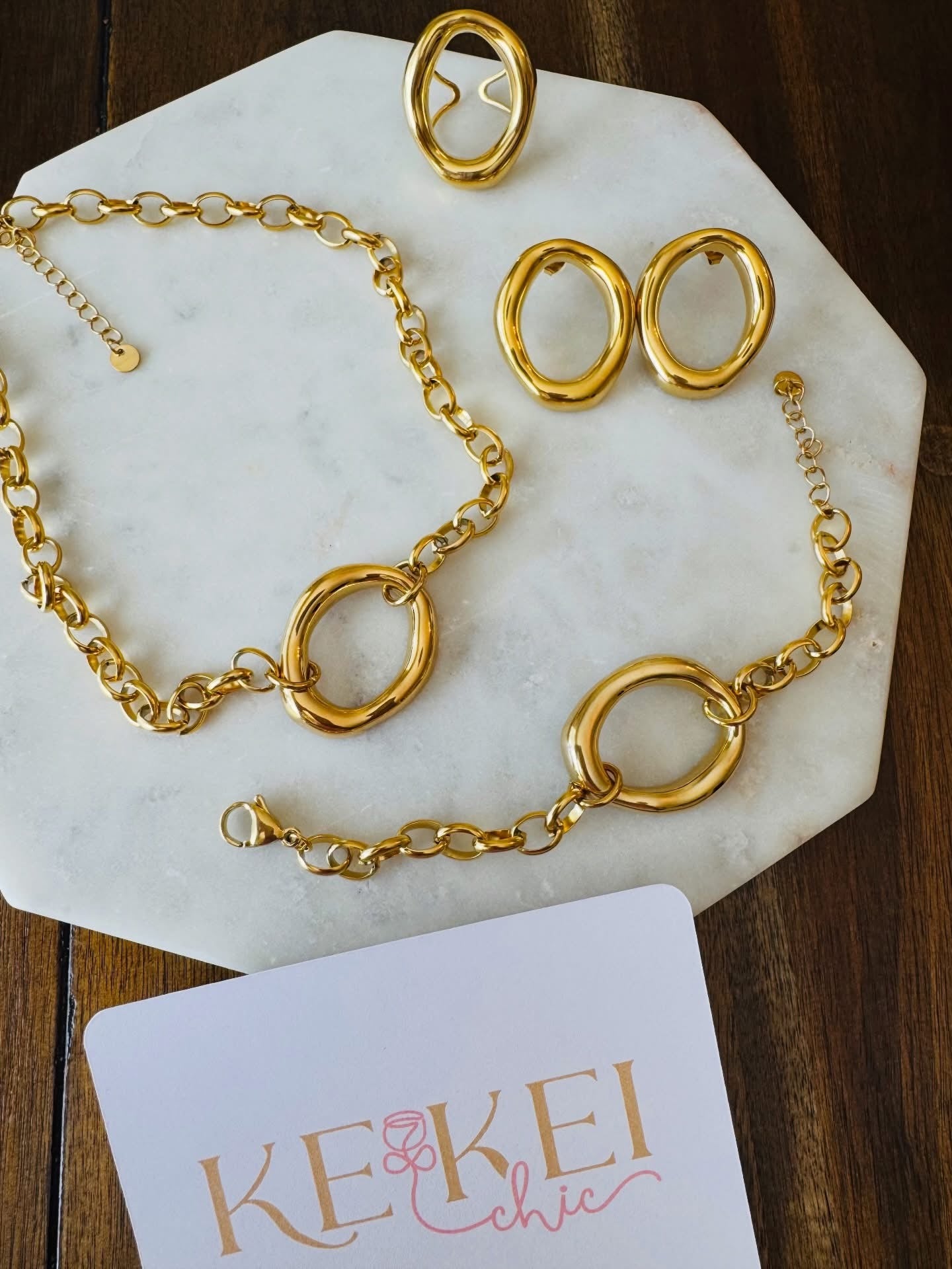 Circle Gold Set